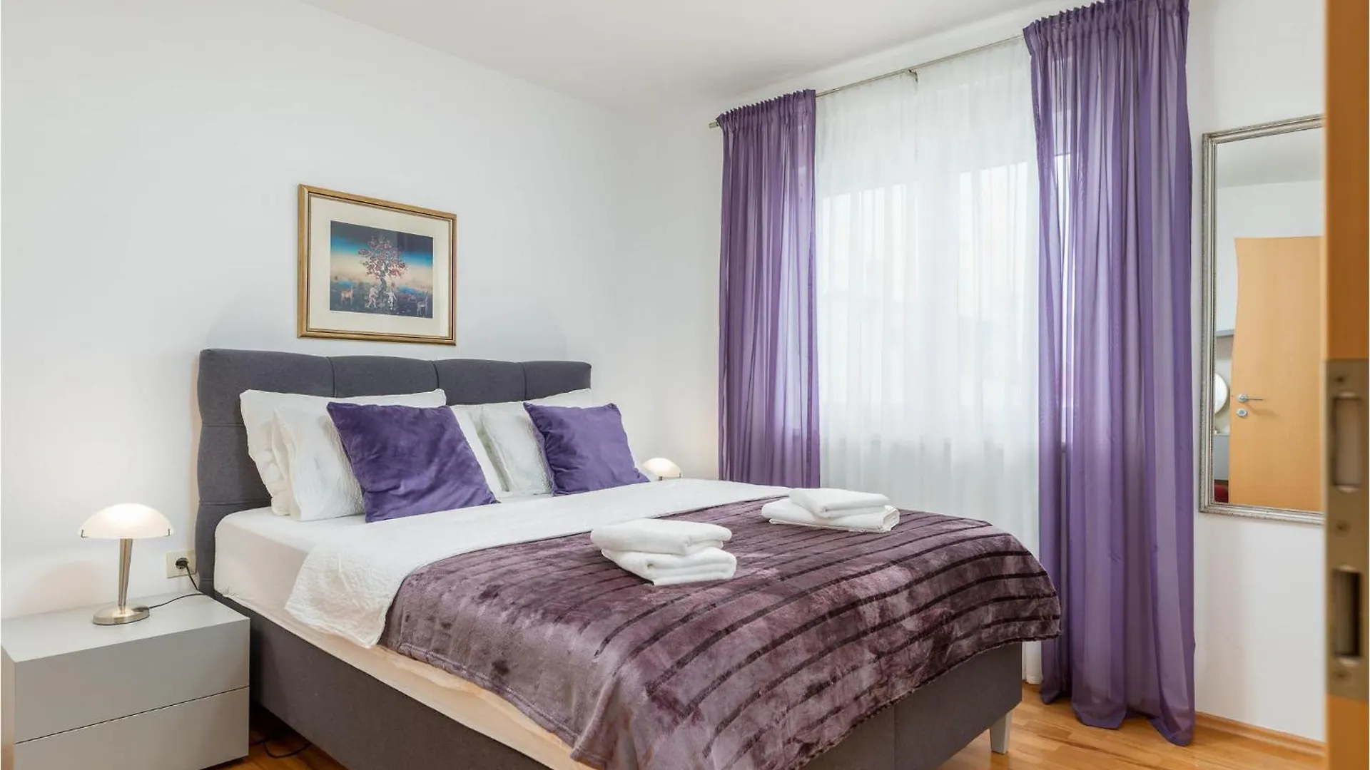 Lovely Apartment In Valbandon With Kitchen Fažana